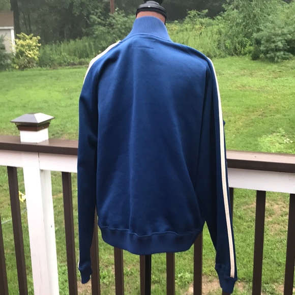 Abercrombie and Fitch Sweater - Picture 2 of 8